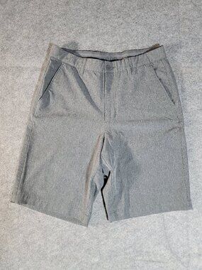 Sunice Mens Grey Stretch Wrinkle Resistant Performance Golf Shorts Size 30